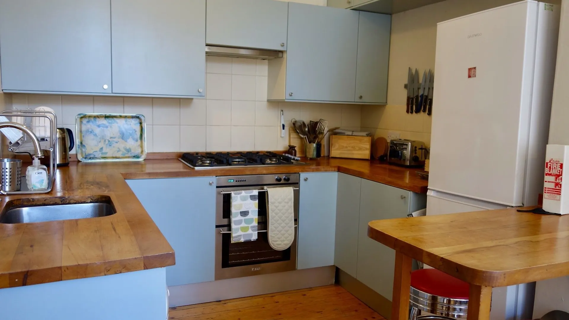 Apartment Spacious 2 Bedroom Home In Leith Edinburgh